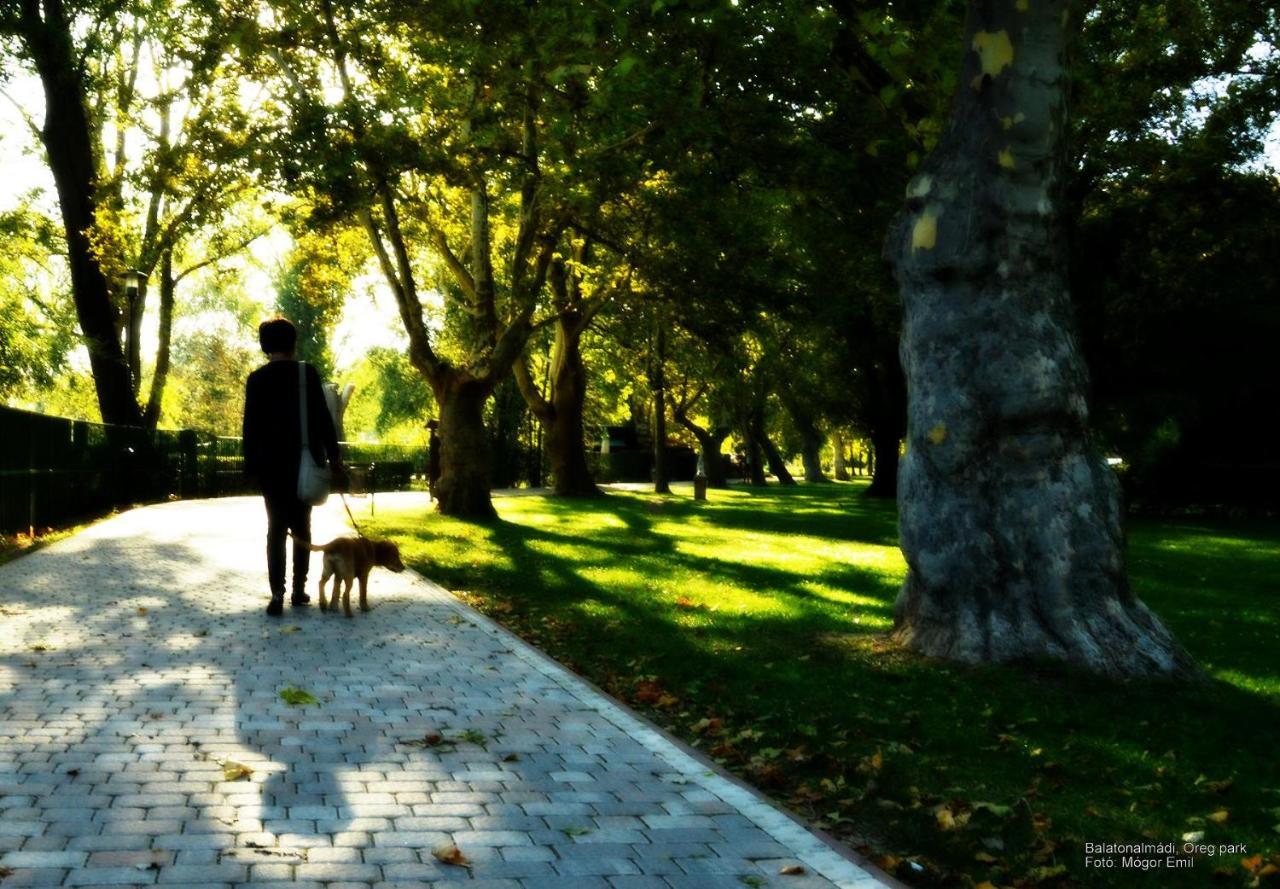 Miniszilva Apartman Balatonalmadi Luaran gambar