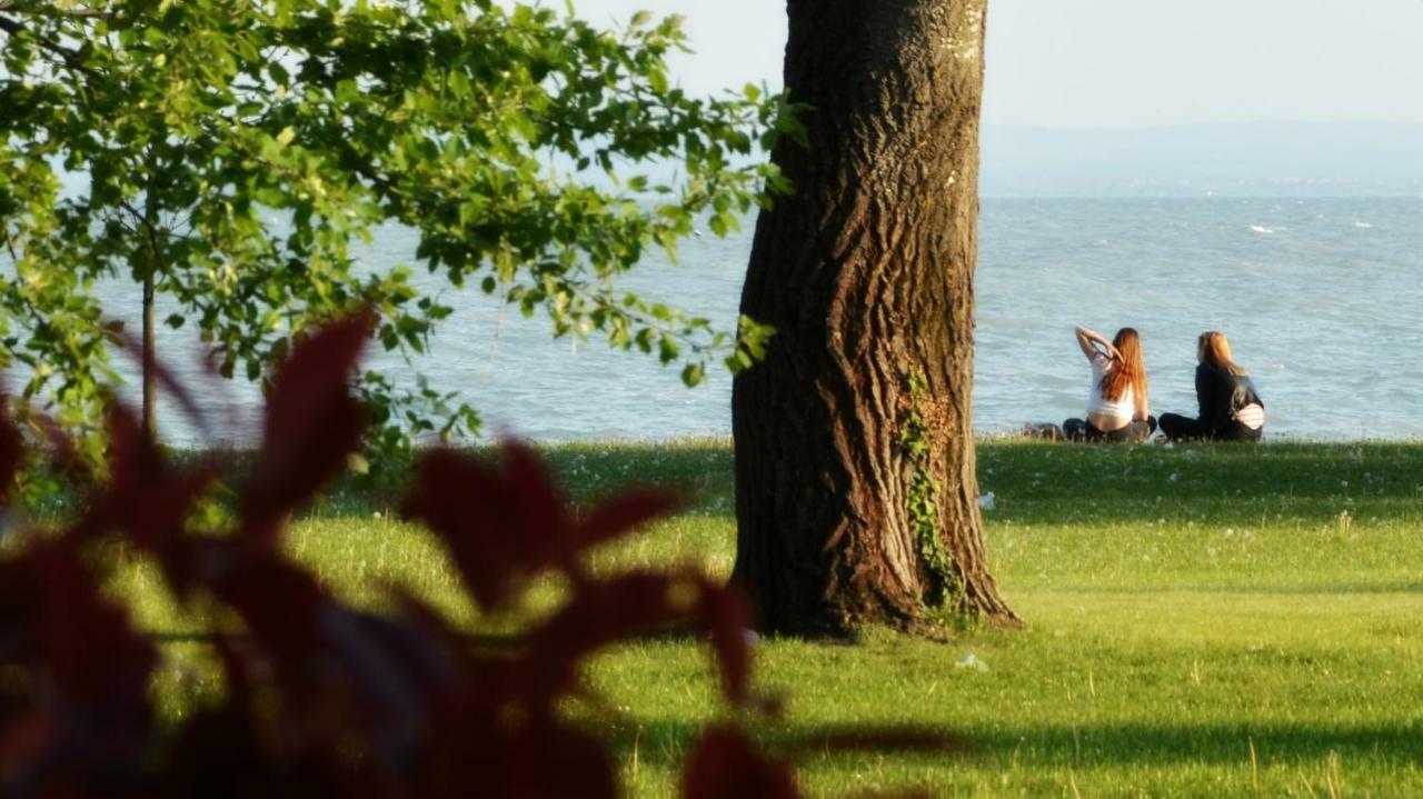Miniszilva Apartman Balatonalmadi Luaran gambar